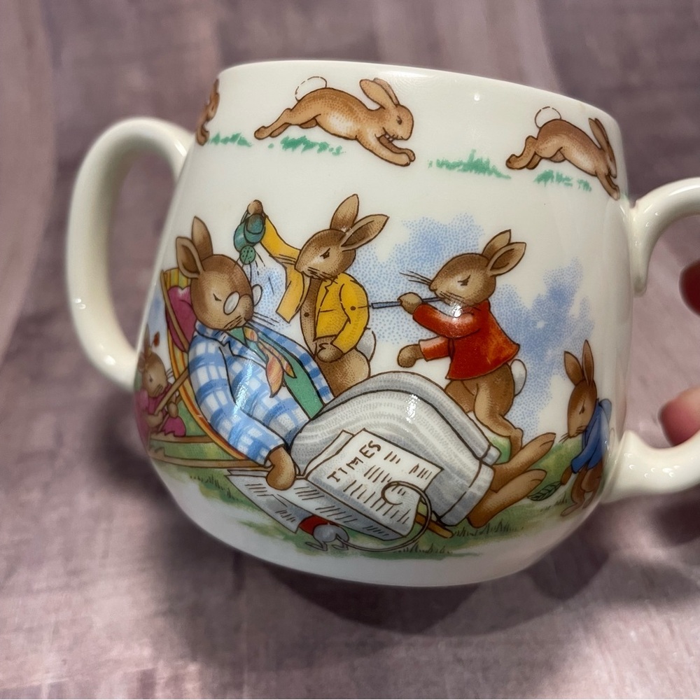 Royal Doulton Bunnykins Double Handle Child Cup Mug Mischievous - Picture 13 of 13